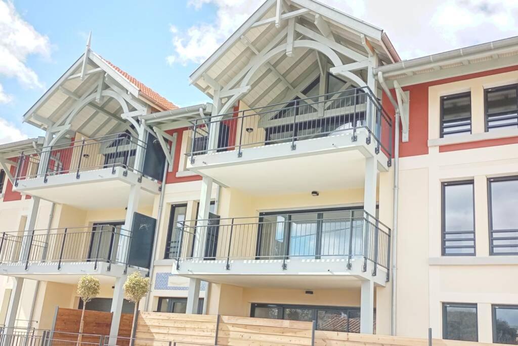 Апартаменти Loft Standing 100 M2 A 200 Metres De La Plage Лакано Екстер'єр фото